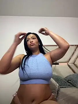 Snapshot of sophia_bennett chatting on 11/07/25, 11:16 sophia bennett online show from 11/07/25, 11:16