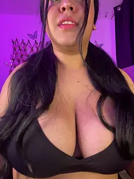 Snapshot of Dominic_Schmit01 chatting on 12/14/25, 09:08 Dominic Schmit01 online show from 12/14/25, 09:08