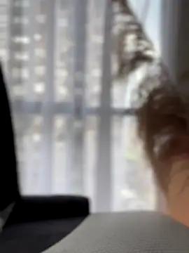 Sofi Leal online show from 10/20/25, 12:05