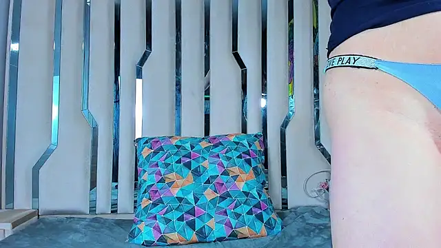 Lizzahot69 online show from 10/02/25, 03:02