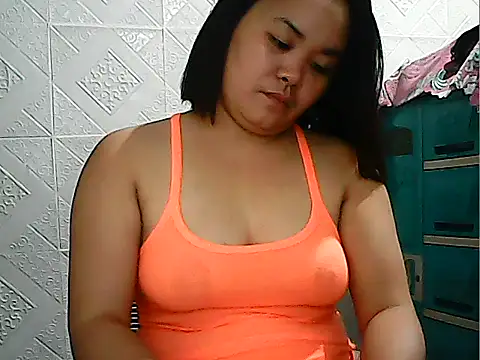 CreamyPussy4uxx online show from 03/17/26, 02:20