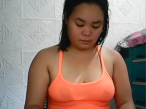 CreamyPussy4uxx online show from 05/01/26, 01:10