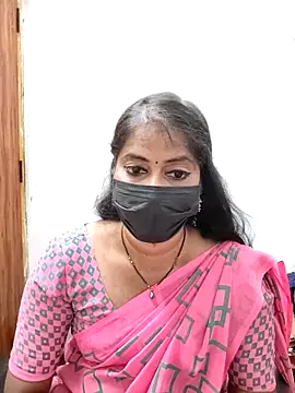Snapshot of tamil_Sigappu_Roja chatting on 06/18/26, 09:14 tamil Sigappu Roja online show from 06/18/26, 09:14
