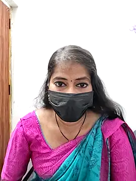 Snapshot of tamil_Sigappu_Roja chatting on 06/25/26, 12:43 tamil Sigappu Roja online show from 06/25/26, 12:43