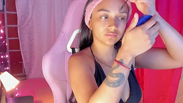 MelanyOconner online show from 02/16/26, 03:41