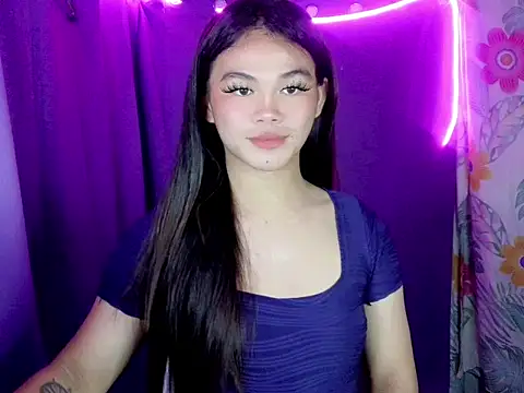 Snapshot of caramiya chatting on 05/28/26, 02:14 caramiya online show from 05/28/26, 02:14