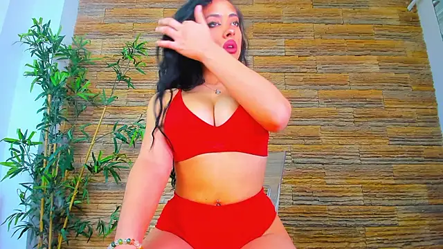 Cupcake Izzy online show from 02/27/26, 05:40