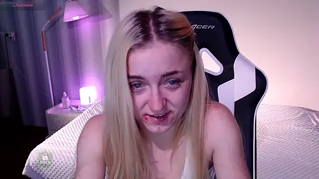 space danger online show from 12/18/25, 07:58