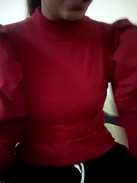 Snapshot of Alia-00 chatting on 11/10/25, 04:22 Alia-00 online show from 11/10/25, 04:22