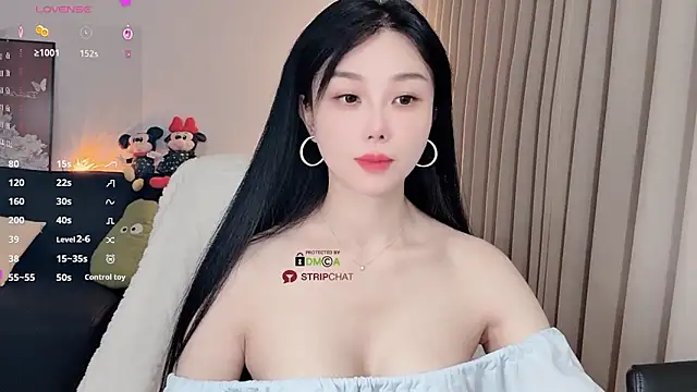 Snapshot of Xiatian520_ chatting on 02/21/26, 06:03 Xiatian520 online show from 02/21/26, 06:03