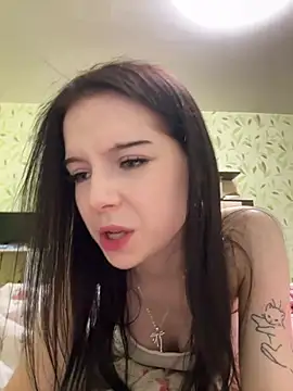 Snapshot of Angel__Rosse chatting on 06/27/26, 06:35 Angel Rosse online show from 06/27/26, 06:35
