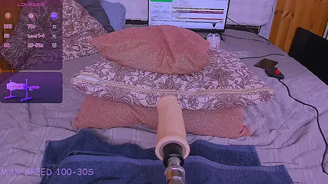 M I L F A online show from 05/19/26, 08:09