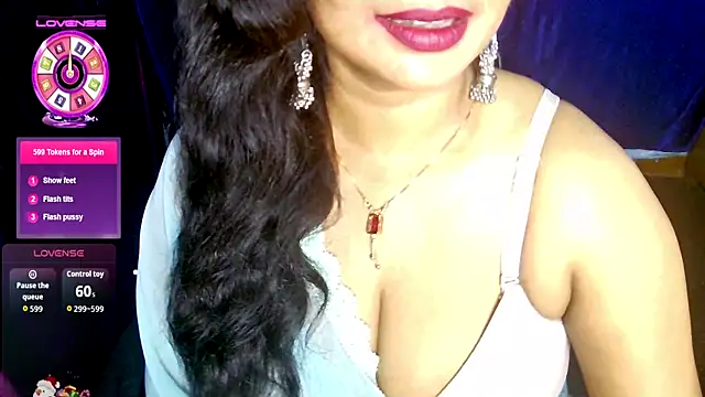 QUEEN SAKHI- online show from 07/16/26, 08:26