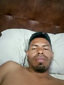 Snapshot of MI_GERALD chatting on 11/16/25, 12:55 MI GERALD online show from 11/16/25, 12:55