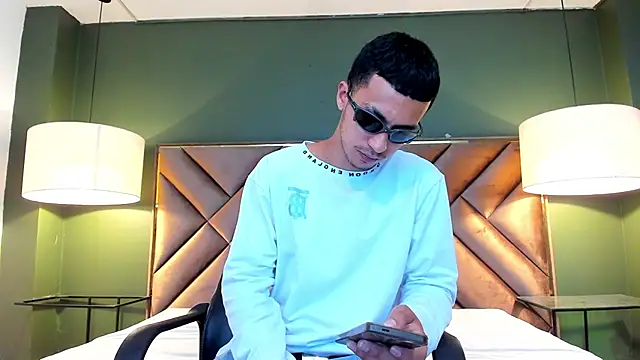 Marcus Jeron online show from 05/18/26, 09:09