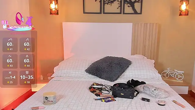 Camila Bustamante online show from 09/19/25, 04:07