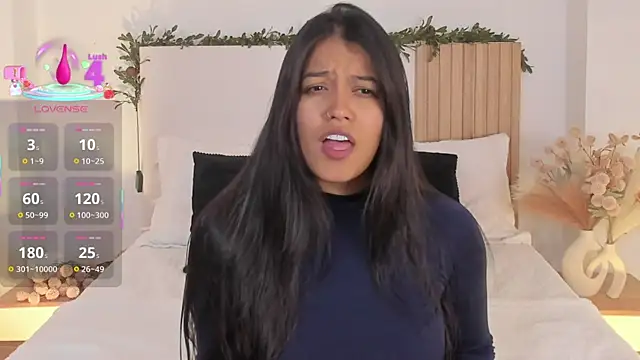 Camila Bustamante online show from 01/13/26, 06:24