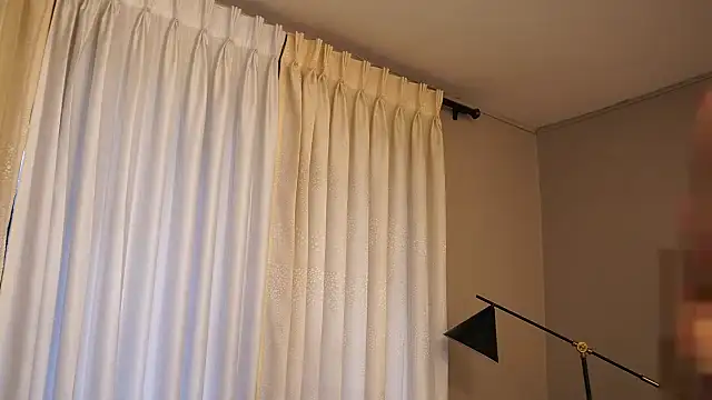 Thiago Valente online show from 10/14/25, 01:01