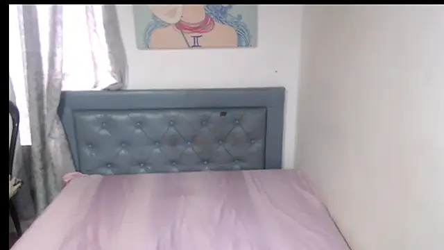 sarah aguilar online show from 11/24/25, 06:51