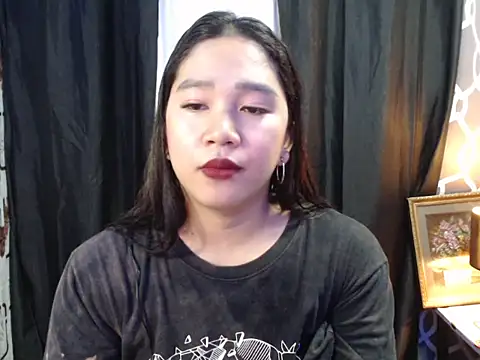 slut clio online show from 10/08/25, 09:07