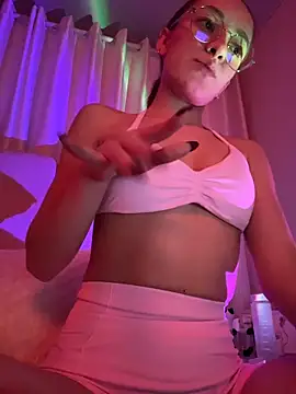 Ellie lowell online show from 04/07/26, 04:13