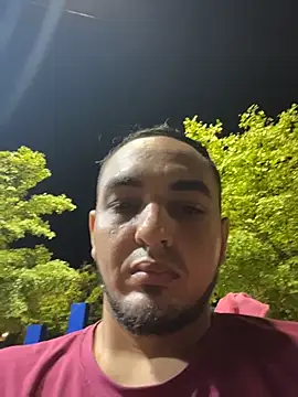 Snapshot of Alejand276765 chatting on 10/09/25, 12:52 Alejand276765 online show from 10/09/25, 12:52