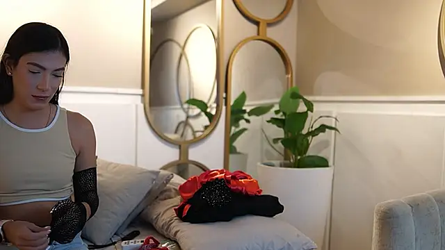 Ariaa Isabell online show from 12/16/25, 06:24