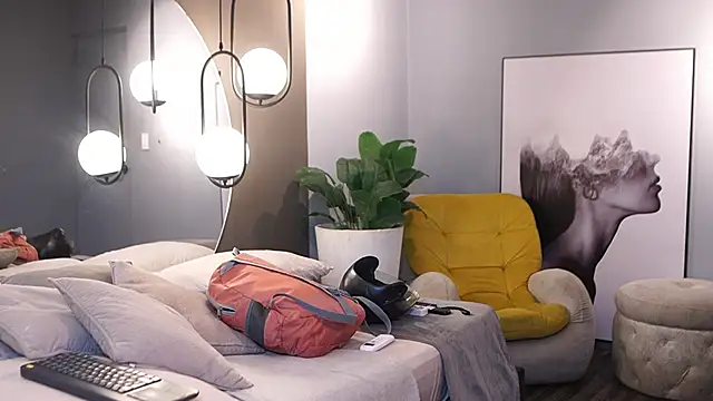 Ariaa Isabell online show from 02/25/26, 06:50