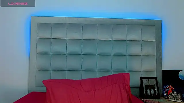 AmazingMistressNathy online show from 11/17/25, 04:40