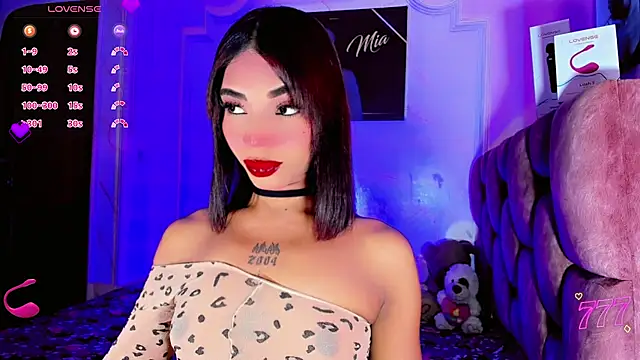 Snapshot of LADY-HOT-SEXY- chatting on 06/11/26, 02:53 LADY-HOT-SEXY- online show from 06/11/26, 02:53