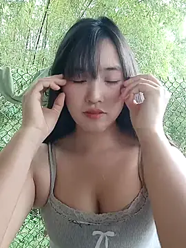 Snapshot of dimny_sex chatting on 10/21/25, 03:51 dimny sex online show from 10/21/25, 03:51