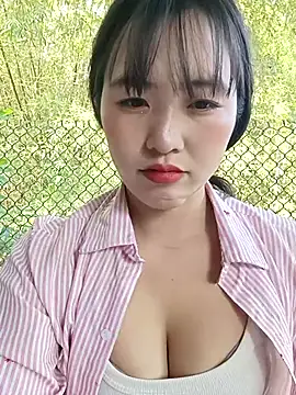 Snapshot of dimny_sex chatting on 11/15/25, 02:42 dimny sex online show from 11/15/25, 02:42