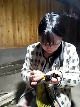 Tiyir597 online show from 11/18/25, 03:01