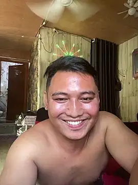 Snapshot of BicuriousExploer chatting on 11/10/25, 01:04 BicuriousExploer online show from 11/10/25, 01:04