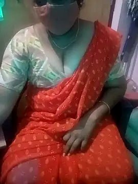 Jessi 25 online show from 02/11/26, 05:18