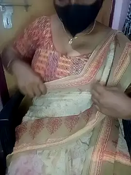 Jessi 25 online show from 03/18/26, 10:07