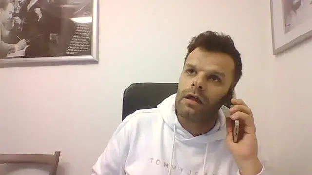 Snapshot of FROCETTO93 chatting on 12/03/25, 04:05 FROCETTO93 online show from 12/03/25, 04:05