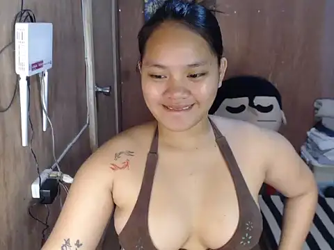 prettykrysgirl online show from 10/07/25, 10:12