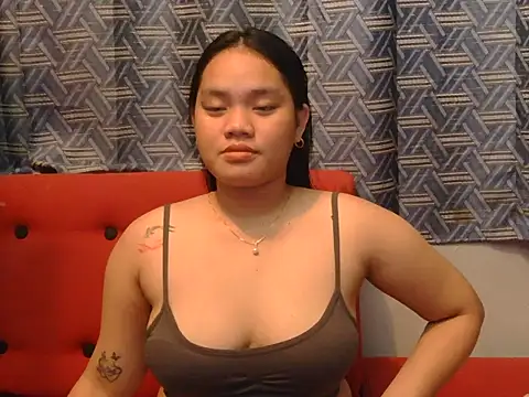 prettykrysgirl online show from 07/02/26, 07:47