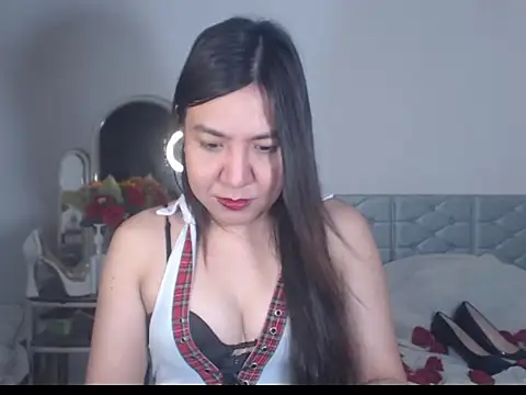 Snapshot of stellahugeX chatting on 09/10/25, 03:06 stellahugeX online show from 09/10/25, 03:06