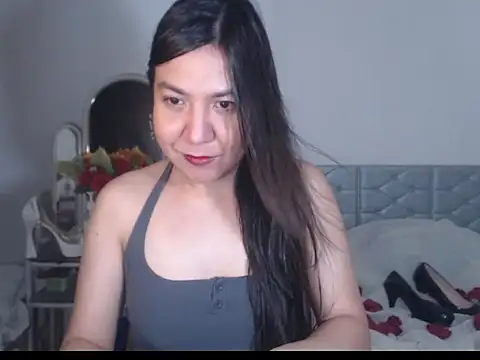 Snapshot of stellahugeX chatting on 09/12/25, 06:19 stellahugeX online show from 09/12/25, 06:19