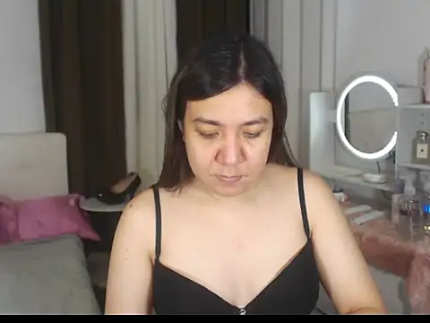 stellahugeX online show from 02/24/26, 06:50