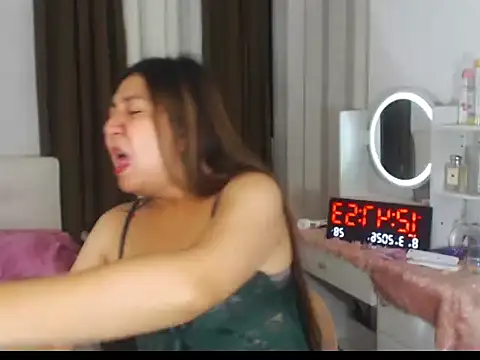 stellahugeX online show from 03/07/26, 04:48