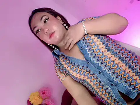 Snapshot of Dwarffuckingfinaxx chatting on 11/08/25, 12:38 Dwarffuckingfinaxx online show from 11/08/25, 12:38