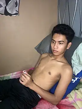 Snapshot of Demure_Asian143 chatting on 09/19/25, 02:51 Demure Asian143 online show from 09/19/25, 02:51