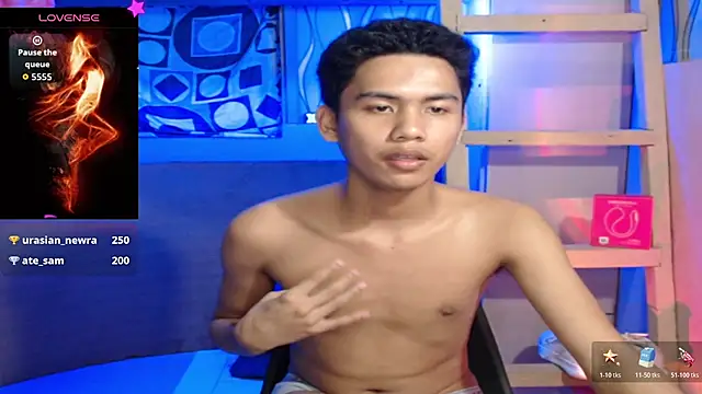 Snapshot of Demure_Asian143 chatting on 11/11/25, 06:41 Demure Asian143 online show from 11/11/25, 06:41