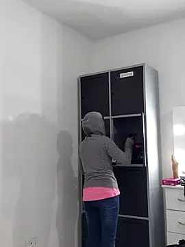 Merybeks online show from 09/12/25, 10:37