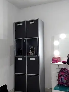 Merybeks online show from 10/24/25, 10:33