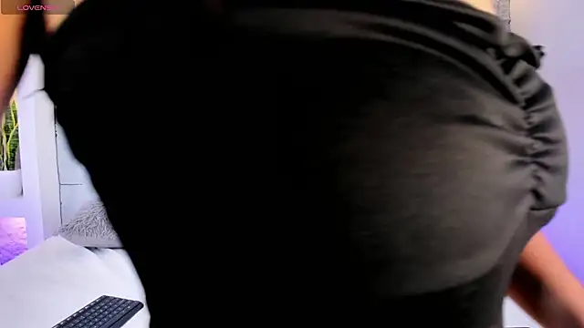 LovelyEyesx online show from 03/29/26, 11:54