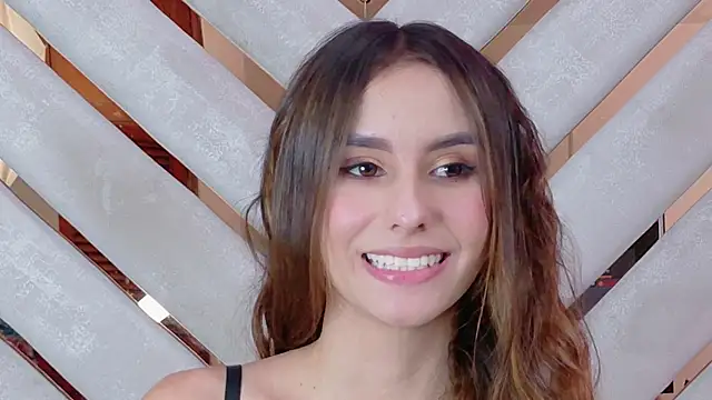 Sarah-Grace online show from 05/21/26, 12:39